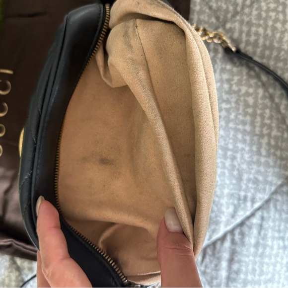 Authentic GG Marmont Gucci Black Leather Crossbody Bag. - Picture 6 of 14